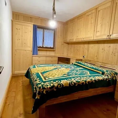 In Dolomiti Apartment *